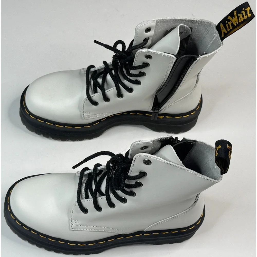Dr. Martens Jadon Air Wair White & Black Lace Up Boots Size‎ 8 Men - 9 Women